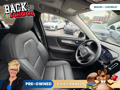 Used 2026 Volvo XC40 B4 Core FWD image 30