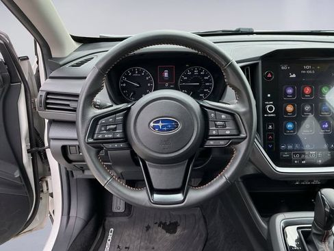 Used 2024 Subaru Crosstrek 2.5i Limited w/ Crosstrek Mirror Package AWD/4WD image 12