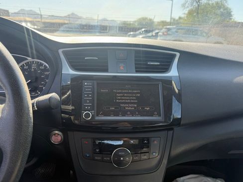 Used 2019 Nissan Sentra SV w/ Special Edition Package FWD image 19