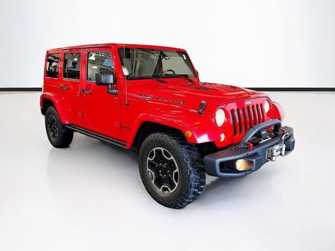 Used 2015 Jeep Wrangler Unlimited Rubicon AWD/4WD image 3