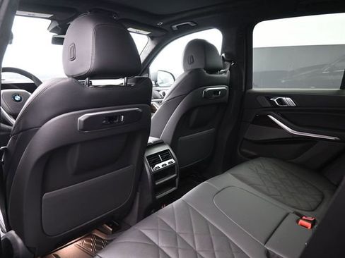 New 2026 BMW X5 sDrive40i w/ Premium Package image 10