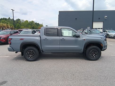 New 2026 Nissan Frontier PRO-4X w/ Pro Premium Package AWD/4WD image 2