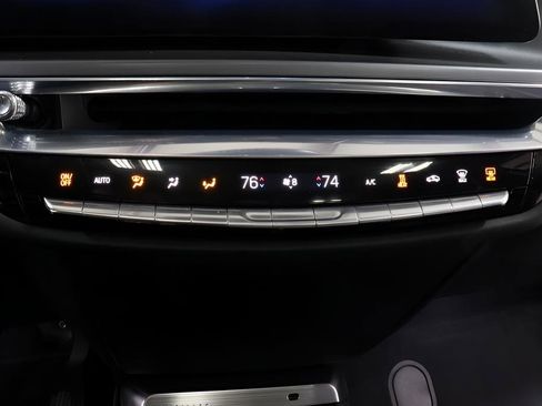 Used 2024 Cadillac Lyriq Tech image 9