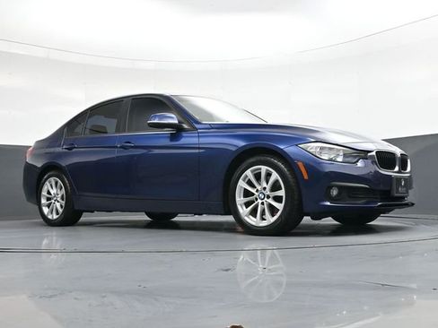 Used 2017 BMW 320i xDrive Sedan image 31