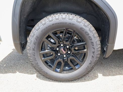 New 2026 GMC Sierra 1500 Elevation w/ Preferred Package AWD/4WD image 29