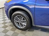 Used 2023 Nissan Rogue S image 3