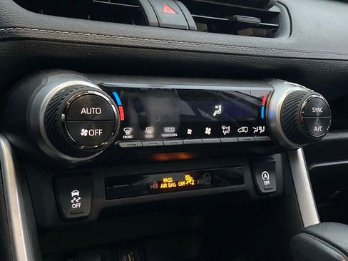 Used 2023 Toyota RAV4 XLE w/ Convenience Package image 22