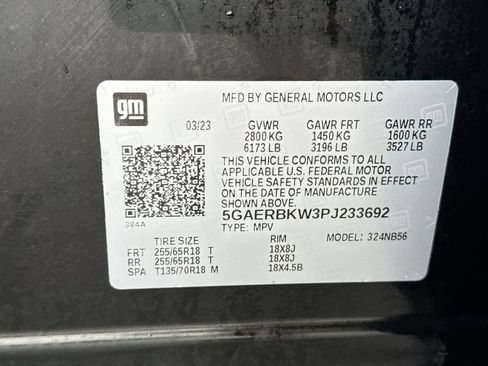 Used 2023 Buick Enclave Essence FWD image 27