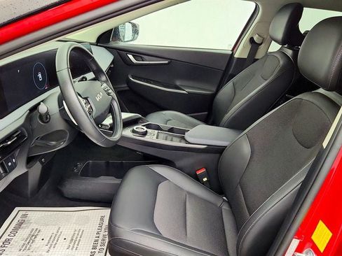 Used 2024 Kia EV6 Light RWD image 18