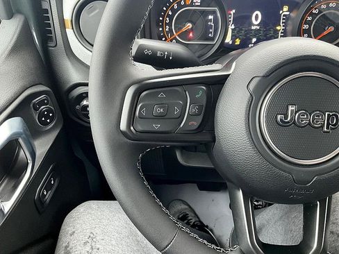 New 2026 Jeep Gladiator Willys image 18