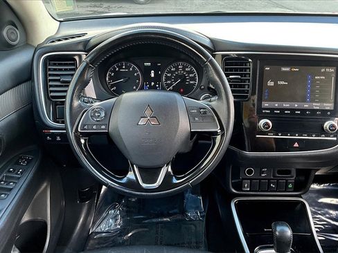 Used 2020 Mitsubishi Outlander SEL image 5