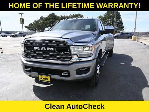 Used 2022 RAM 3500 Limited AWD/4WD image 3