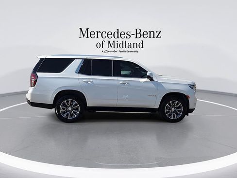 Used 2022 Chevrolet Tahoe LT w/ Luxury Package AWD/4WD image 9