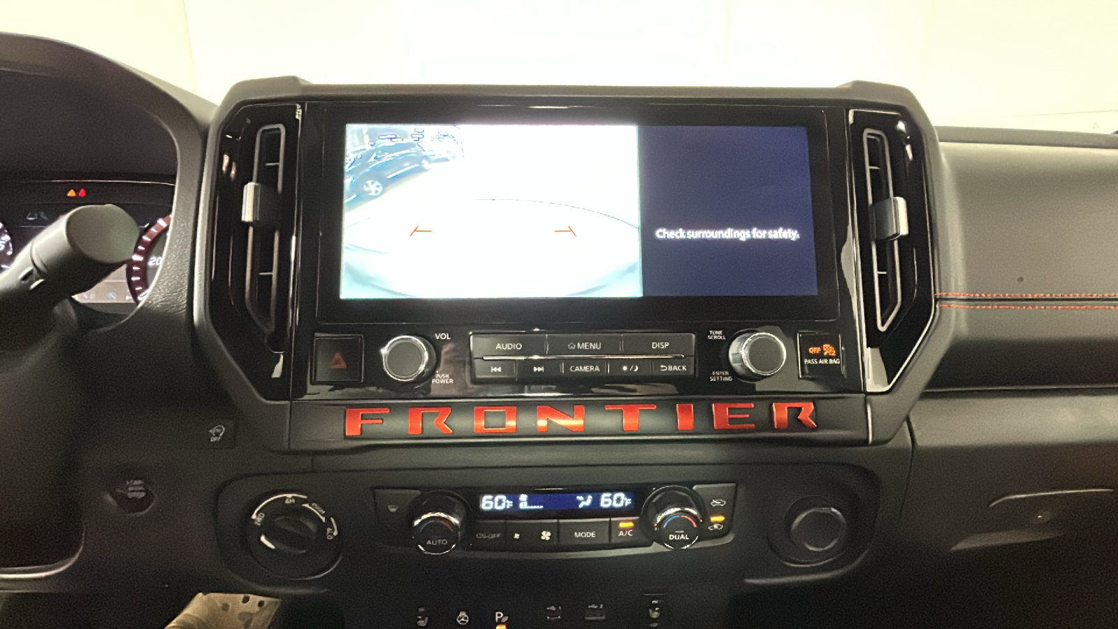 Used 2026 Nissan Frontier PRO-4X AWD/4WD image 29