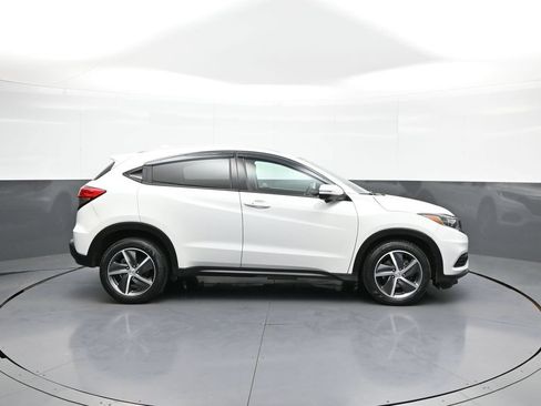 Used 2021 Honda HR-V EX-L image 5