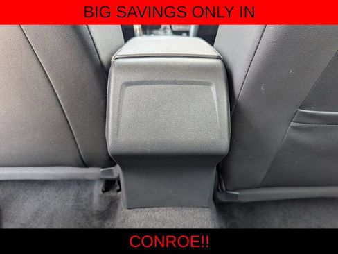 Used 2024 Volkswagen Jetta SE FWD image 24