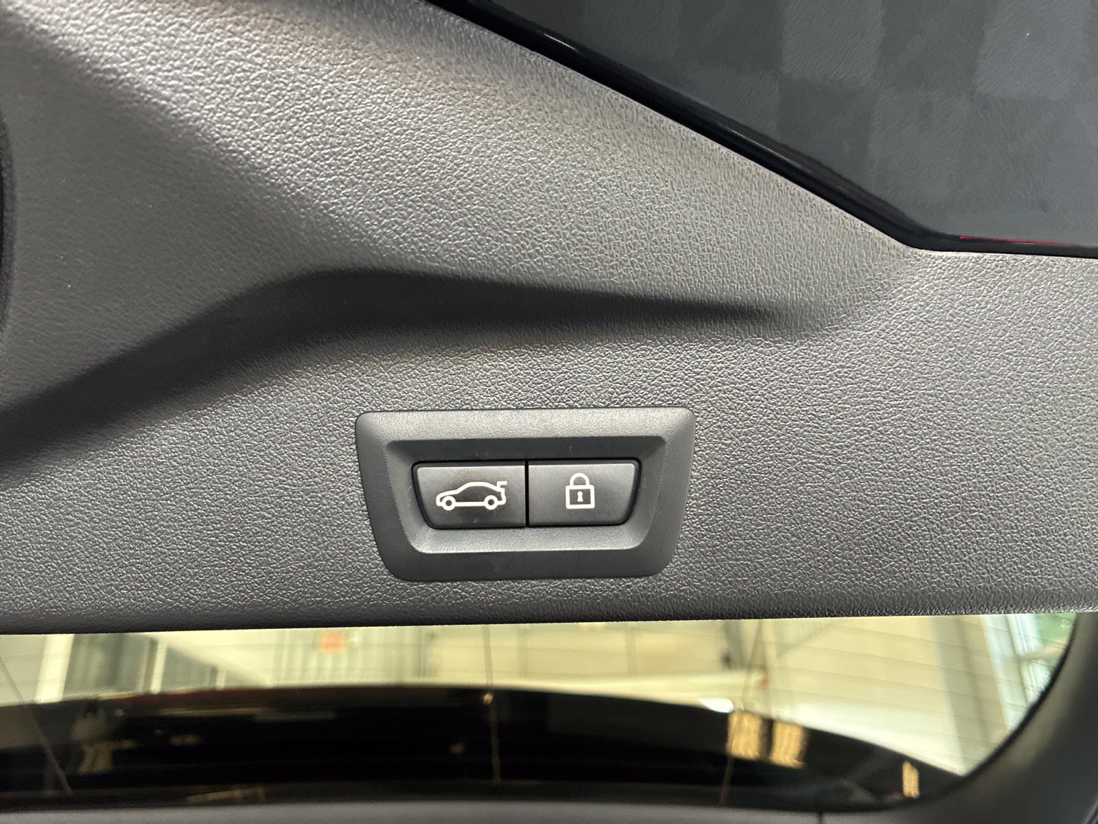Used 2022 BMW X5 xDrive40i AWD/4WD image 14