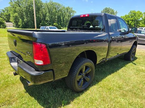Used 2018 RAM 1500 Express w/ Express Value Package AWD/4WD image 7