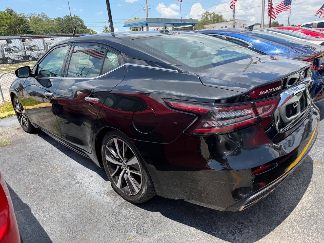 Used 2020 Nissan Maxima 3.5 SL w/ Floor Mat Group FWD image 2