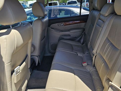 Used 2005 Lexus GX 470 AWD/4WD image 10