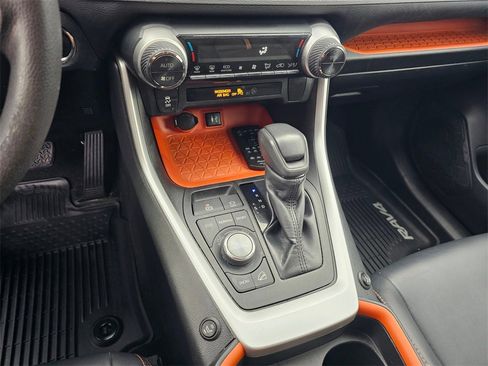 Used 2019 Toyota RAV4 Adventure image 31