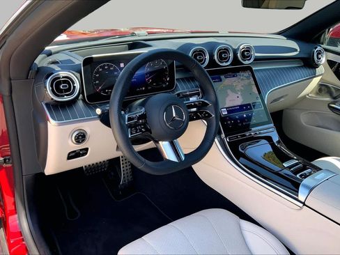 Certified 2025 Mercedes-Benz CLE 450 4MATIC Cabriolet image 18