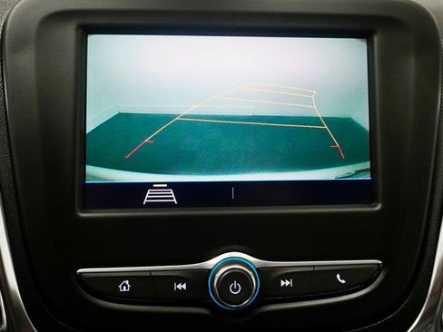 Used 2021 Chevrolet Equinox LT w/ LPO, Floor Liner Package image 16