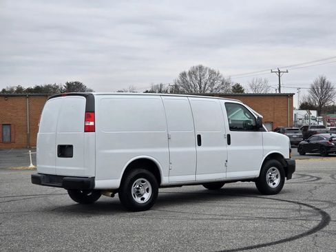 Used 2020 Chevrolet Express 2500 Regular Van 3D w/ Driver Convenience Package image 23