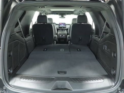 Used 2021 GMC Yukon SLT w/ SLT Premium Package image 42