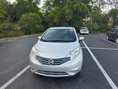 Used 2016 Nissan Versa Note SV image 2