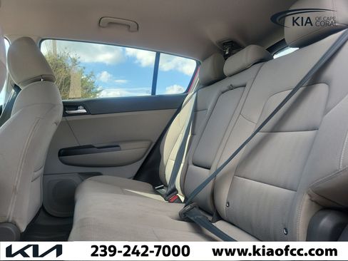 Used 2019 Kia Sportage LX FWD image 14