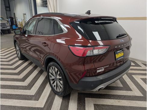 Used 2021 Ford Escape Titanium AWD/4WD image 24