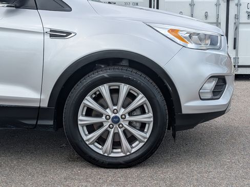 Used 2017 Ford Escape Titanium FWD image 11