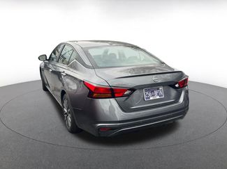 Used 2025 Nissan Sentra SV video 2