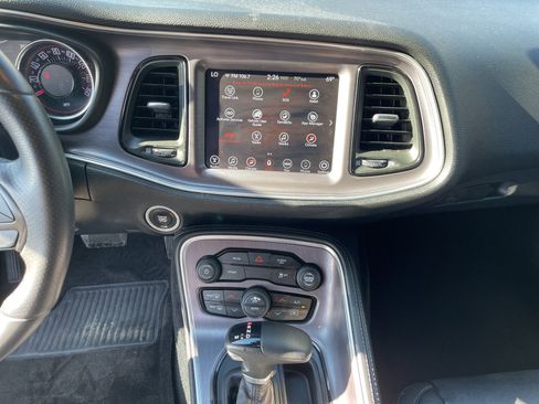 Used 2017 Dodge Challenger SXT w/ Sound Group image 17