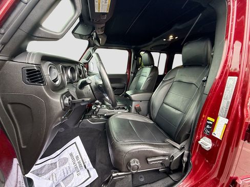 Used 2021 Jeep Wrangler Unlimited Sahara w/ Cold Weather Group AWD/4WD image 23