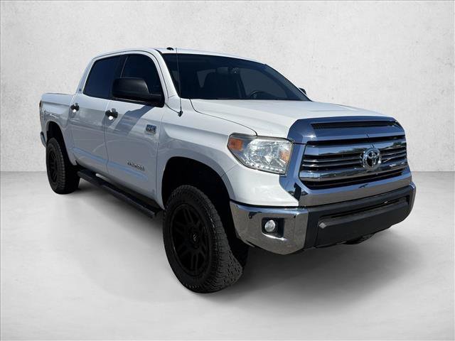 Used 2017 Toyota Tundra SR5 w/ SR5 Upgrade Package AWD/4WD image 3