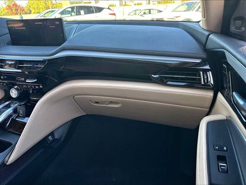 Used 2022 Acura MDX FWD w/ Technology Package image 18