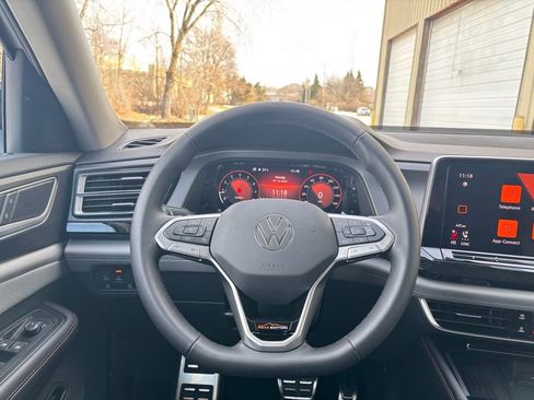 New 2026 Volkswagen Atlas Peak Edition image 20