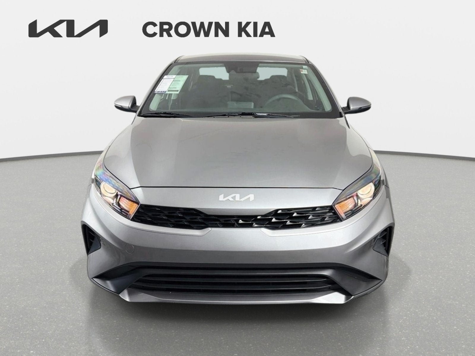 Used 2024 Kia Forte LXS w/ LXS Technology Package FWD image 2
