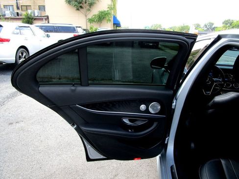 Used 2021 Mercedes-Benz E 350 4MATIC Sedan w/ Premium Package image 37