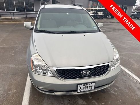 Used 2014 Kia Sedona LX FWD image 1