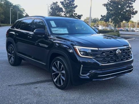 New 2026 Volkswagen Atlas Cross Sport SEL Premium R-Line image 2