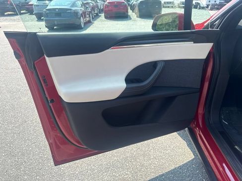 Used 2022 Tesla Model X Plaid AWD/4WD image 17