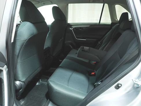Used 2023 Toyota RAV4 LE AWD/4WD image 13