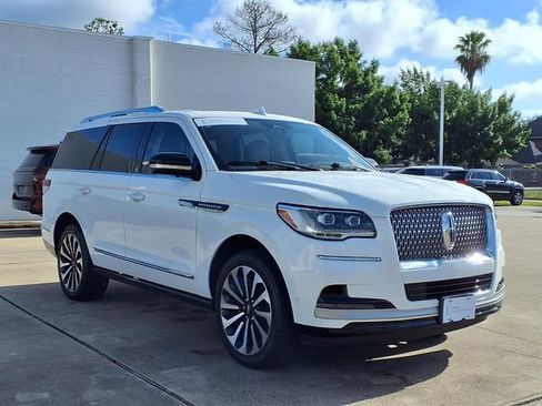 Certified 2023 Lincoln Navigator Reserve RWD image 20