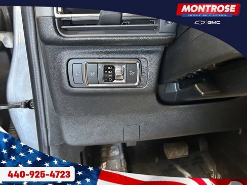 Used 2022 Lincoln Corsair AWD w/ Equipment Group 101A image 13