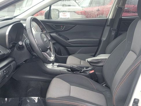 Used 2021 Subaru Crosstrek 2.0i Premium image 13