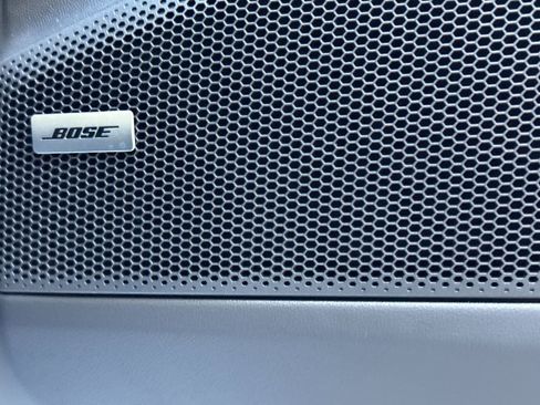 Certified 2025 Porsche Macan 4 Electric image 21