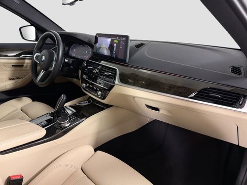 Certified 2023 BMW 530i w/ M Sport Package image 30